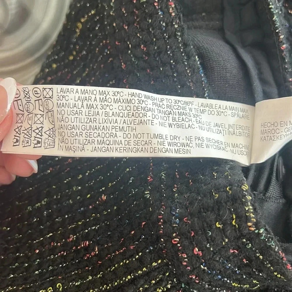 Zara girls 9 / 10 black multicolor metallic thread wool blend knit shorts 140cm - Picture 8 of 9